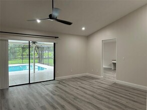 484 E Maine Ave in Longwood, FL - Building Photo - Building Photo