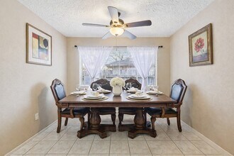 15815 Crystal Grove Dr in Houston, TX - Building Photo - Building Photo