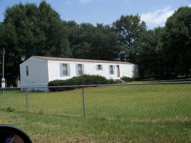 151 Crosby St in Cordova, SC - Foto de edificio