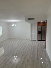 18111 NW 68th Ave in Hialeah, FL - Building Photo - Building Photo