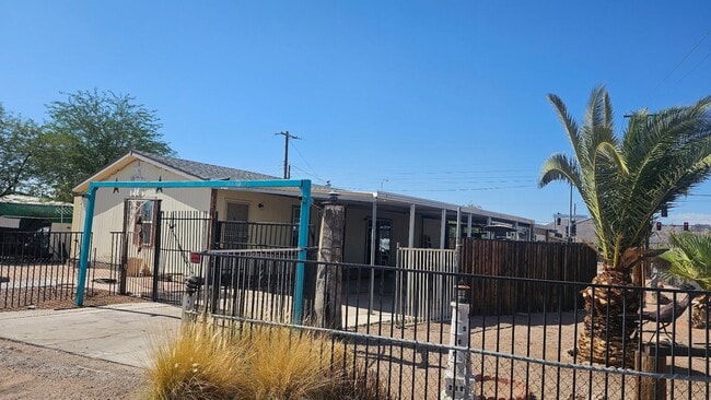 2424 W Cholla St in Apache Junction, AZ - Building Photo - Building Photo