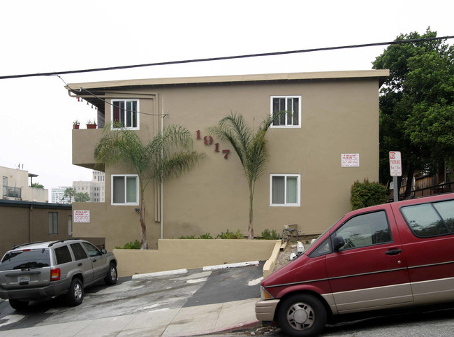 1917 Grace Ave in Los Angeles, CA - Building Photo - Building Photo