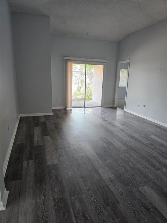 3126 Pine Top Dr in Valrico, FL - Building Photo - Building Photo