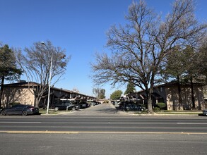 Willow Glen in Merced, CA - Foto de edificio - Building Photo