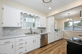 1088 Lexington Ave in Akron, OH - Building Photo - Building Photo