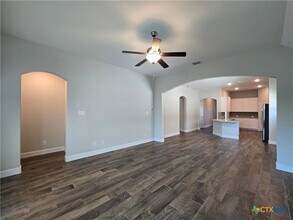 1324 Spring Row St in New Braunfels, TX - Building Photo - Building Photo