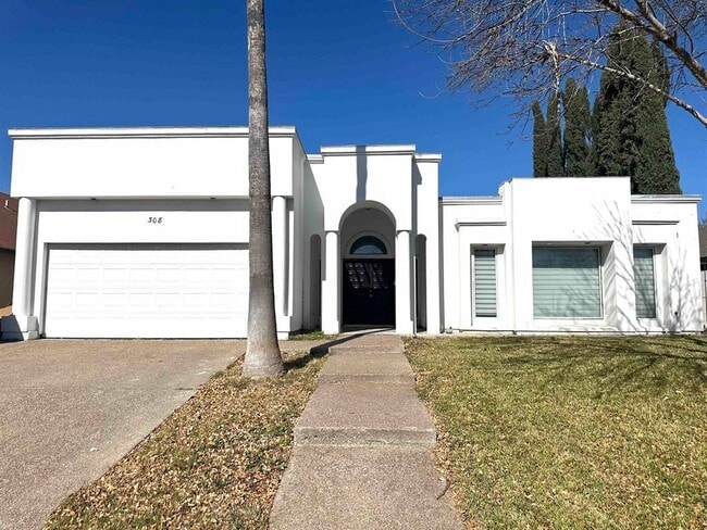 308 Cambridge Loop