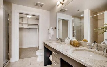 2210 Blake St, Unit 309 in Denver, CO - Building Photo - Building Photo