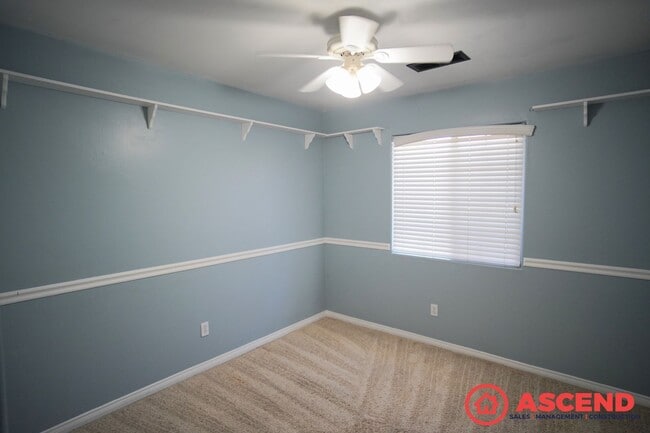 11903 Cedar Bluff Ave in Bakersfield, CA - Building Photo - Building Photo