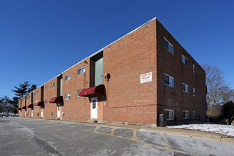 Laurene Gardens Condominium in Philadelphia, PA - Building Photo - Building Photo