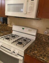 5810 NW 12th St in Sunrise, FL - Building Photo - Building Photo