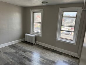 646 E Allegheny Ave, Unit 646 E Allegheny Avenue in Philadelphia, PA - Building Photo - Building Photo