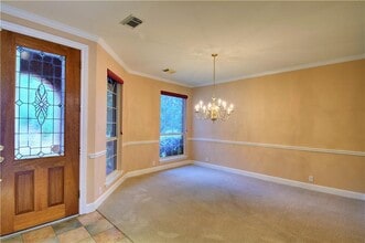 8217 Endeavor Cir in Austin, TX - Building Photo - Building Photo