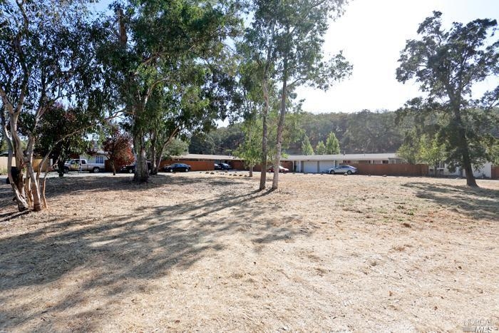 13550-13650 Highway 12 in Glen Ellen, CA - Building Photo