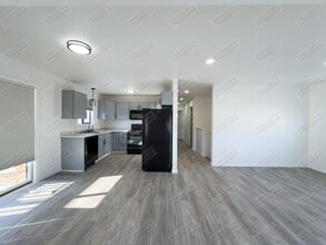 430 Oregon Ave in Gillette, WY - Building Photo - Building Photo