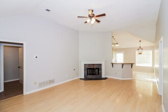 7161 McCleskey Cove in Cordova, TN - Building Photo - Building Photo