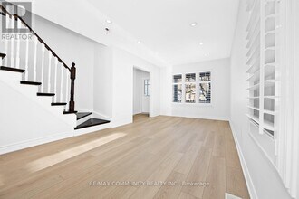 20 McNicol Crescent in Ajax, ON - Building Photo - Building Photo