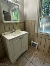 3422 Meadowbrook Blvd in Cleveland Heights, OH - Building Photo - Building Photo
