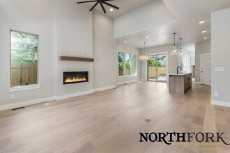 2121 N 34th St in Boise, ID - Building Photo - Building Photo