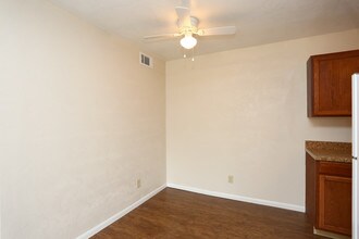 Yorktown Apartment Homes in Oklahoma City, OK - Foto de edificio - Interior Photo