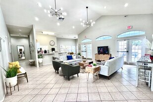 Spring Harbor Apartments in Mount Dora, FL - Building Photo