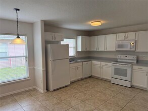 122 Brightview Dr in Lake Mary, FL - Building Photo - Building Photo