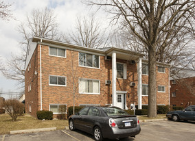 Elmwood Oaks Apartments