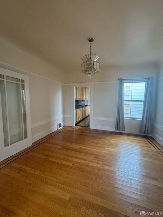 469 18th Ave in San Francisco, CA - Building Photo
