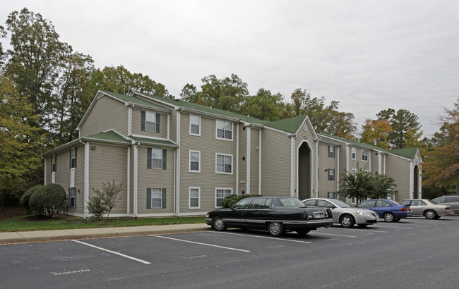 Mallard Cove Apartments