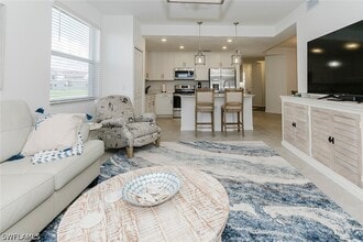 5629 Double Eagle Cir, Unit 4218 in Ave Maria, FL - Foto de edificio - Building Photo