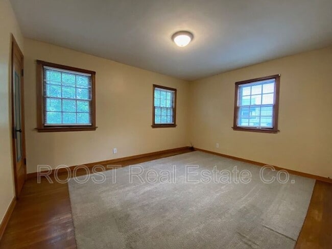 1621 Overlook Dr in Springfield, OH - Building Photo - Building Photo