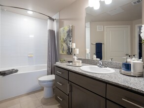 Smart Living on Cullen Apartment Homes in Houston, TX - Building Photo - Building Photo