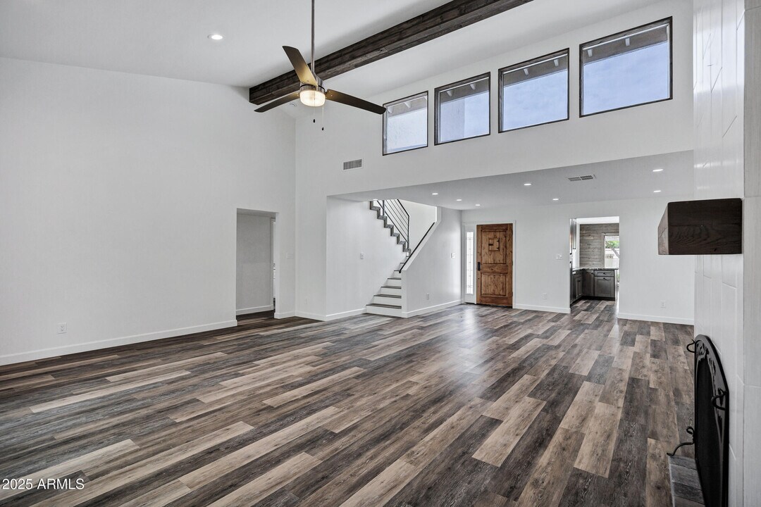 11459 N 56th St in Scottsdale, AZ - Building Photo