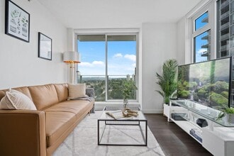 5470 Ormidale St in Vancouver, BC - Building Photo - Building Photo