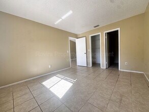 154 La Paz Dr in Kissimmee, FL - Building Photo - Building Photo