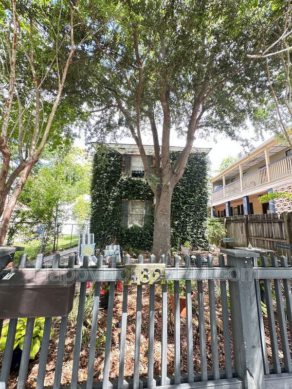 property at 432 Race St
