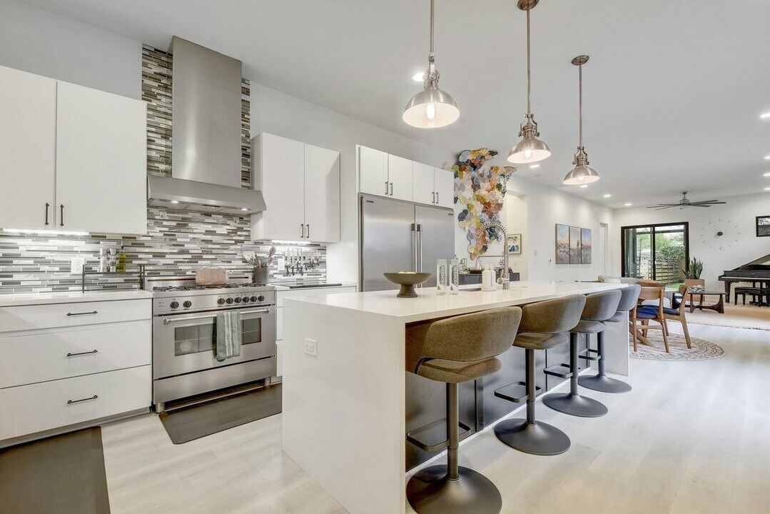 1605 New York Ave in Austin, TX - Building Photo