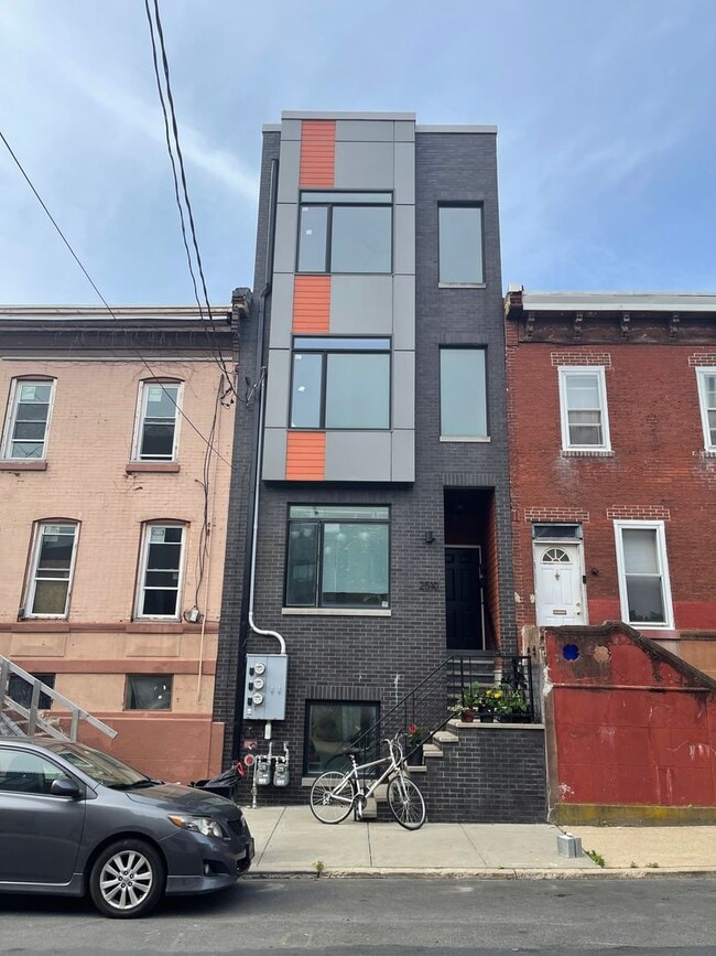 property at 2510 Federal St
