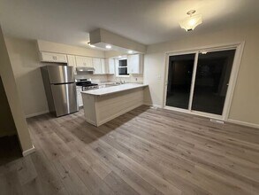 6926 N Flamingo Ct in Peoria, IL - Building Photo - Building Photo