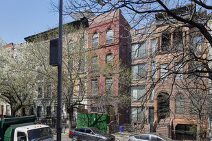 121 W 136th St Apartments