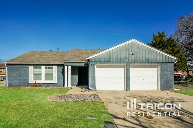 property at 1122 Heiden Ct