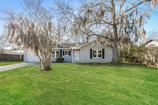 property at 403 Oxford Rd