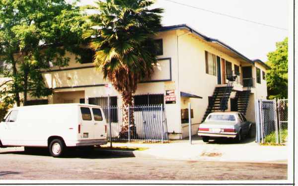 3511 W 15th St in Los Angeles, CA - Building Photo