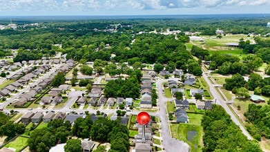 289 Dahlquist Dr in Crestview, FL - Building Photo - Building Photo