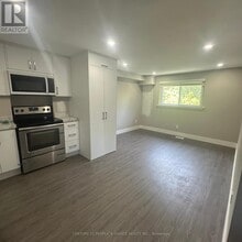 199 Avondale Blvd in Brampton, ON - Building Photo - Building Photo