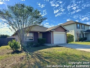 6926 Opal Cliffs in Converse, TX - Building Photo - Building Photo