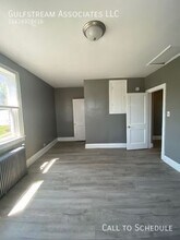 3432 W Caton Ave in Baltimore, MD - Foto de edificio - Building Photo