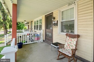 206 Brookdale Ave, Unit 1 in Glenside, PA - Building Photo - Building Photo