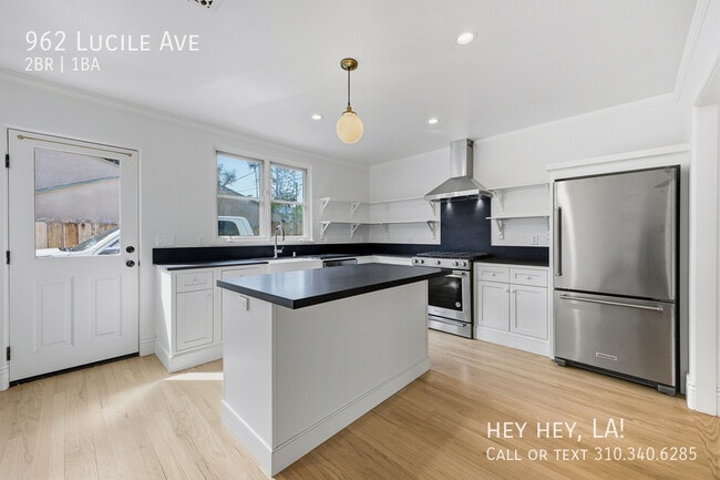 property at 962 Lucile Ave