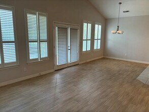 811 Bradford Ave in Kemah, TX - Building Photo - Building Photo